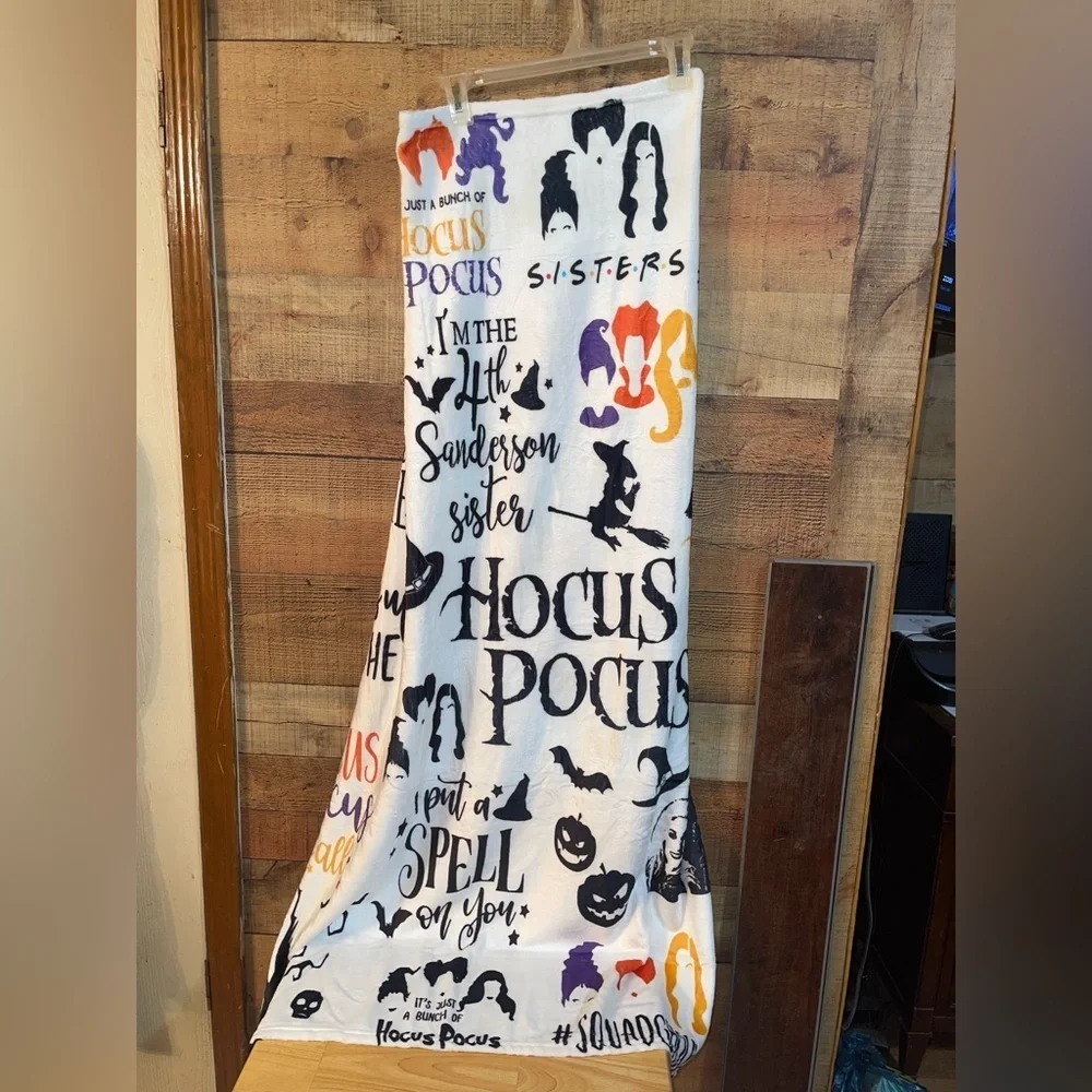 Hocus Pocus soft fleece throw blanket